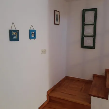 House Jasna In Island Center