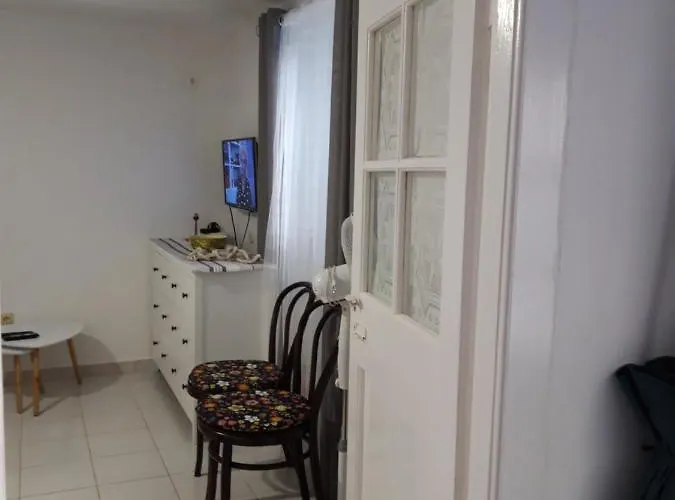 House Jasna In Island Center Silba