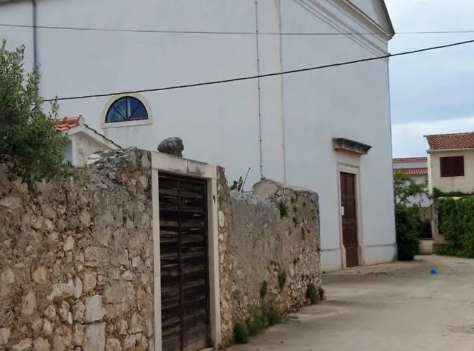 House Jasna In Island Center *